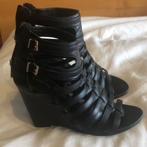 Black gladiator Wedge